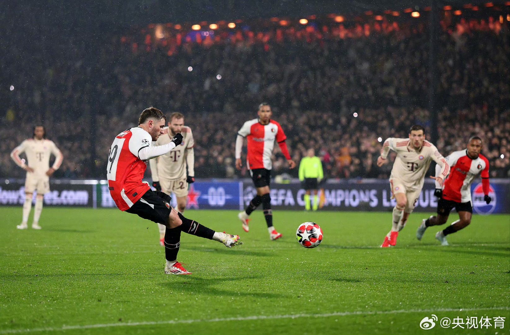 半岛体育官网-包含拜仁慕尼黑锋线表现火爆，连续攻入进球的词条