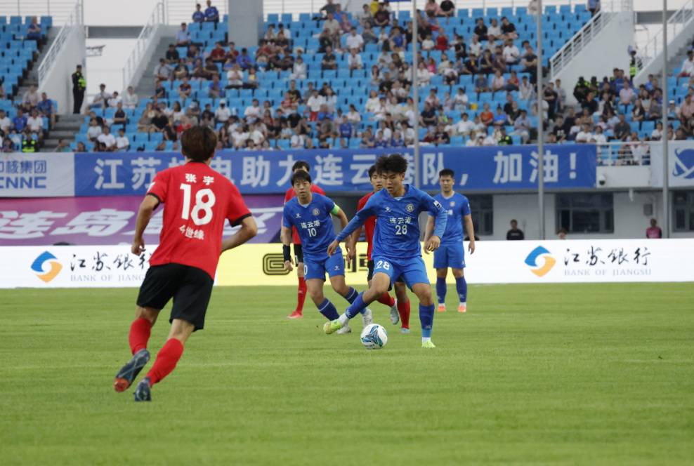 半岛体育官方-关于广东宏远喜迎连胜，稳坐联赛积分榜榜首的信息