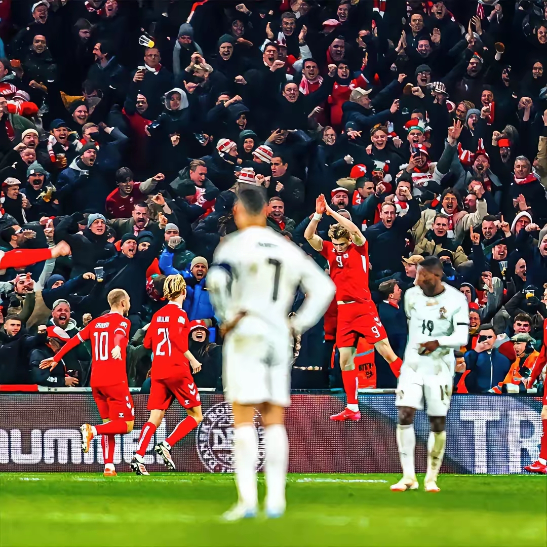 包含人气爆棚！欧洲国家足球比赛再度掀起球迷狂热的词条