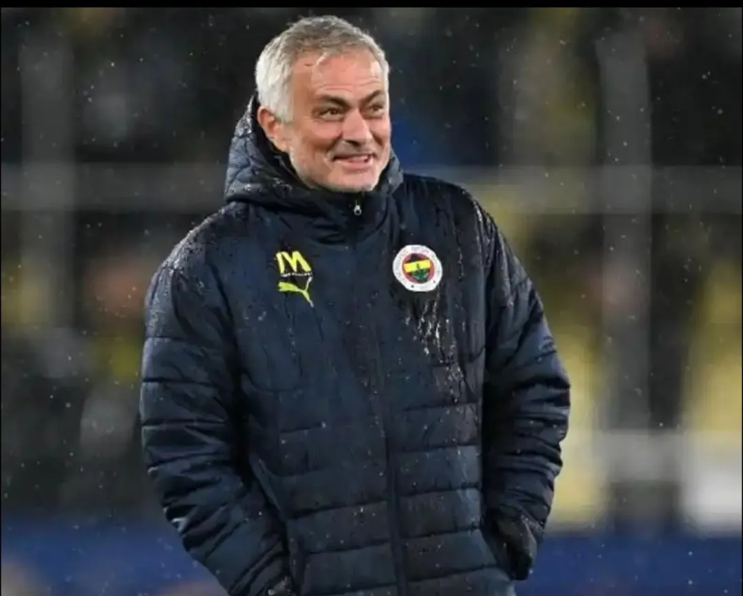 曼联客场不敌瓦伦西亚：穆帅怒批球员表现