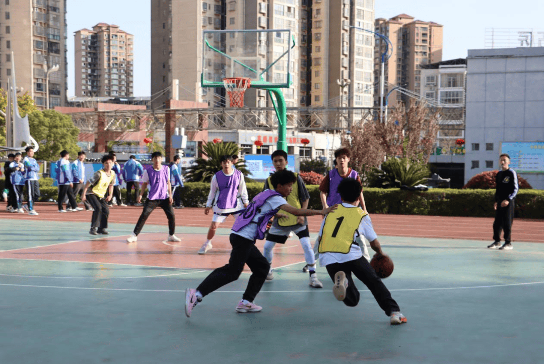 守护篮球梦想！青少年篮球联赛如火如荼的简单介绍