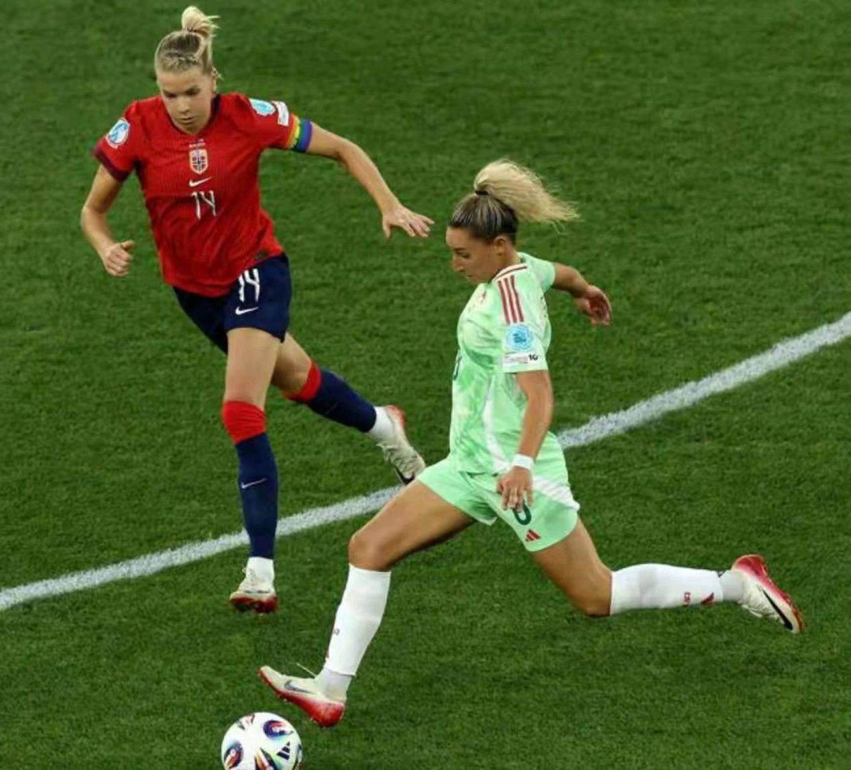 半岛体育培训-欧洲女足赛第二回合比赛结束