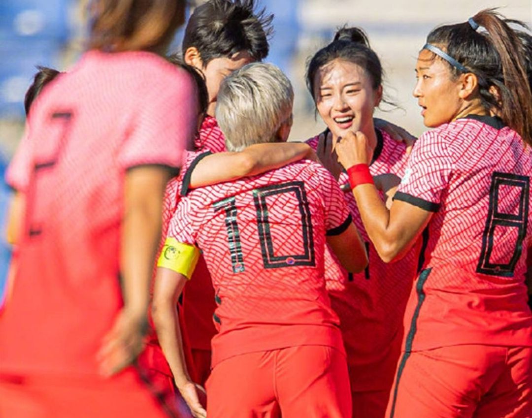 半岛体育注册-塞内加尔女足逆袭挺进女足八强，男足战绩不佳的简单介绍