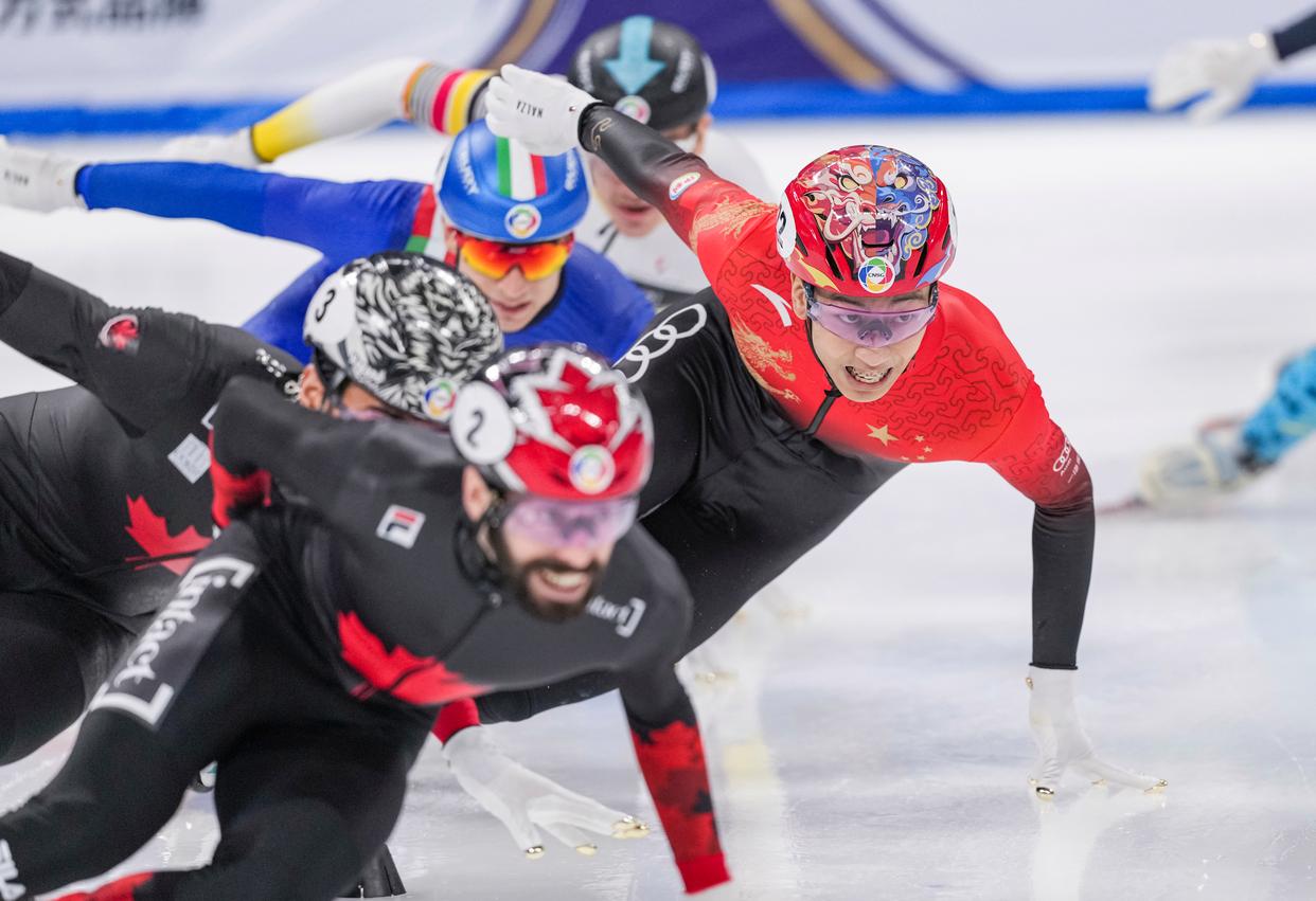 俄罗斯选手登顶短道速滑赛场，成就一番佳话的简单介绍