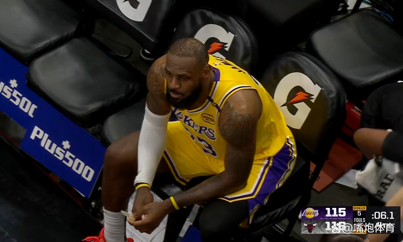 半岛体育网页版入口-勇士主场大胜快船，继续领跑西部