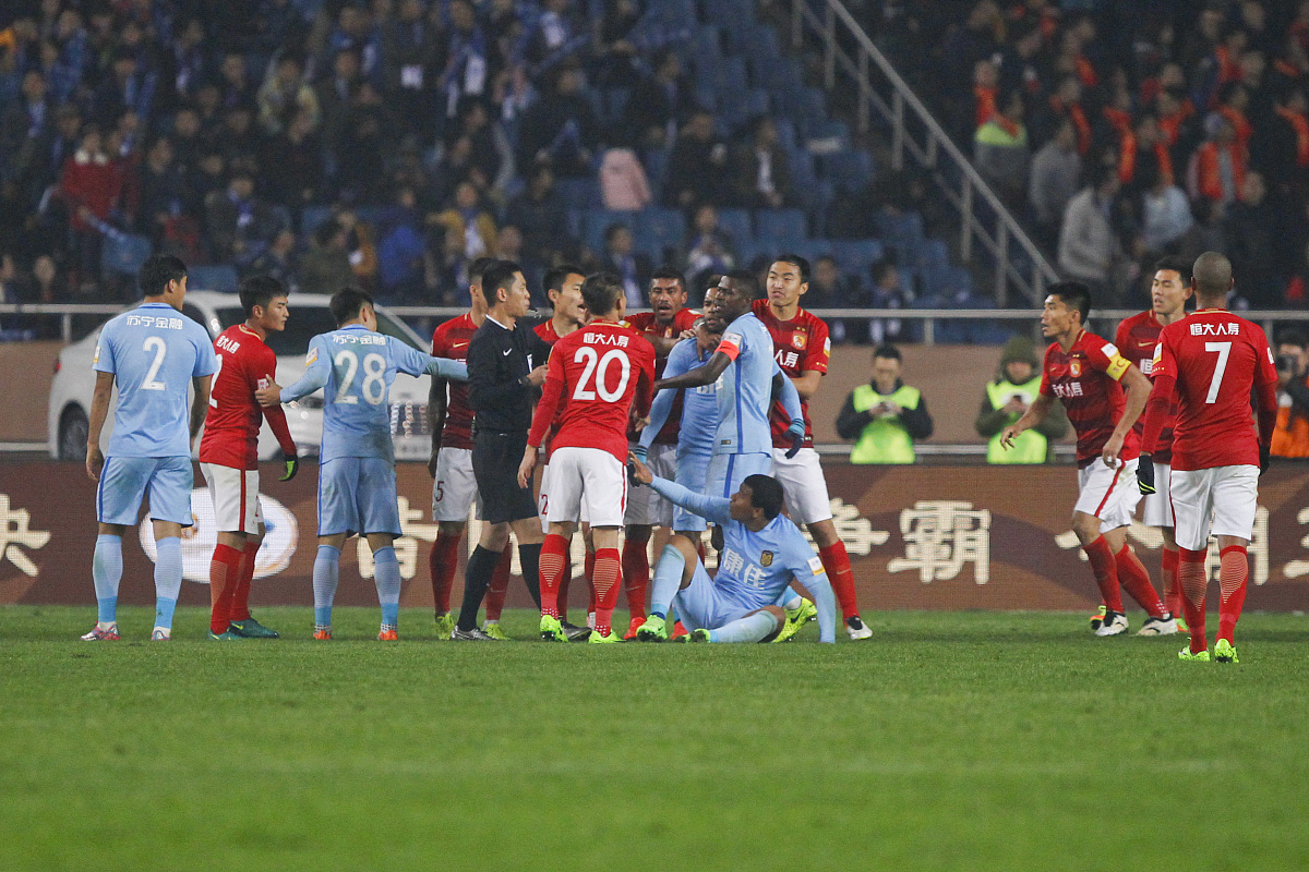 半岛体育app下载地址-球员伤情影响球队竞争力，战绩不断下滑的简单介绍