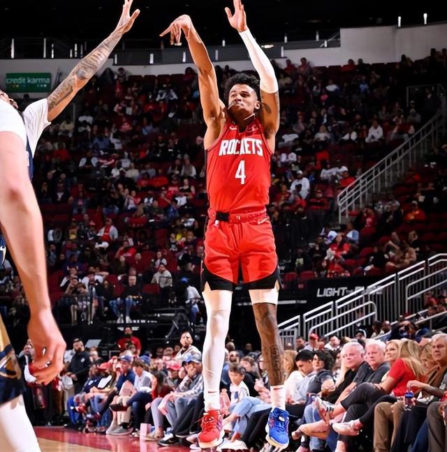 半岛体育活动-火箭遭遇惨败，季后赛前景蒙上阴影的简单介绍