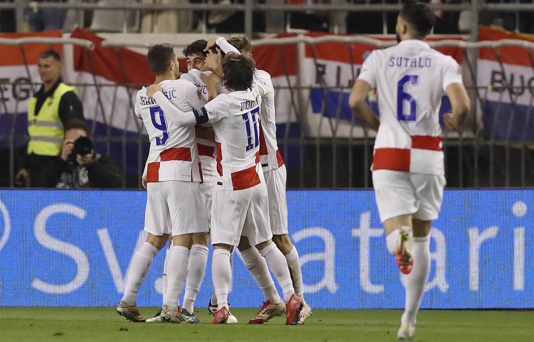 克罗地亚球队面对对手展现出色，赢得宝贵胜利